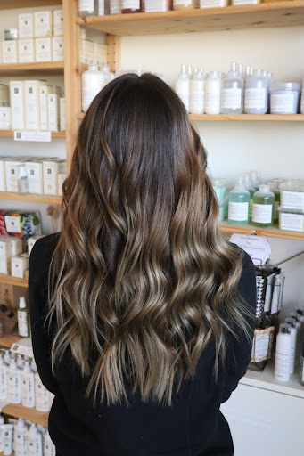 Hair Salon «Halo Hair Salon», reviews and photos, 195 E Gobbi St, Ukiah, CA 95482, USA