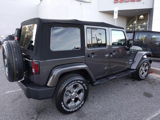 Car Dealer «Heritage Chrysler Dodge Jeep RAM Owings Mills», reviews and photos, 11212 Reisterstown Rd, Owings Mills, MD 21117, USA