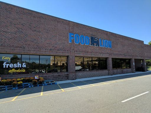 Grocery Store «Food Lion», reviews and photos, 12532 Tidewater Trail, Saluda, VA 23149, USA