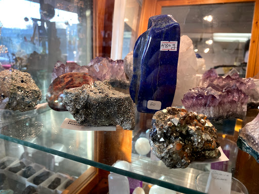 Book Store «White Light Books», reviews and photos, 1464 Park Ave, Cranston, RI 02920, USA