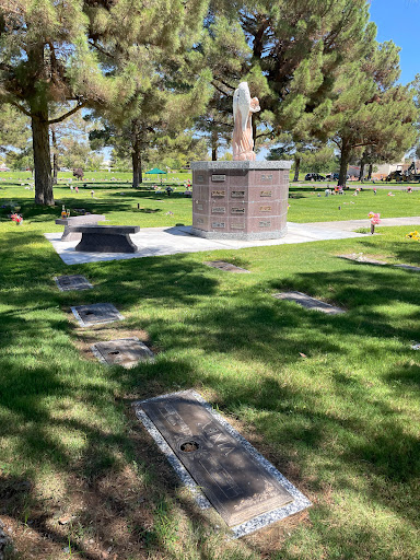 Funeral Home «Davis Funeral Homes & Memorial Park», reviews and photos, 6200 S Eastern Ave, Las Vegas, NV 89119, USA