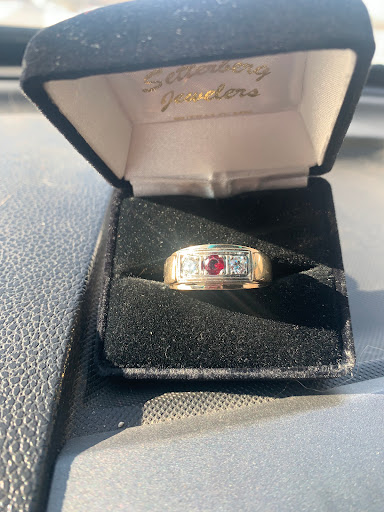 Jewelry Store «Graham Jewelers», reviews and photos, 800 Lake St E, Wayzata, MN 55391, USA