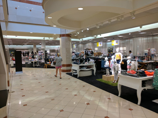 Department Store «Nordstrom Tysons Corner Center», reviews and photos, 8075 Tysons Corner Center, McLean, VA 22102, USA