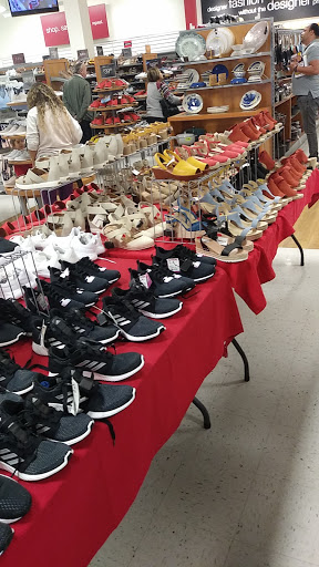 Department Store «T.J. Maxx», reviews and photos, 7250 NW 104th Ave, Miami, FL 33178, USA