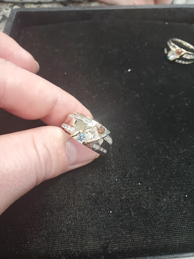 Jeweler «Doland Jewelers of Dubuque», reviews and photos, 1735 John F Kennedy Rd, Dubuque, IA 52002, USA