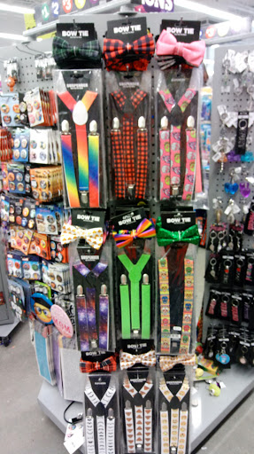 Variety Store «Five Below», reviews and photos, 14635 W 119th St, Olathe, KS 66062, USA