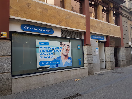 Clínica Dental Adeslas en Huelva