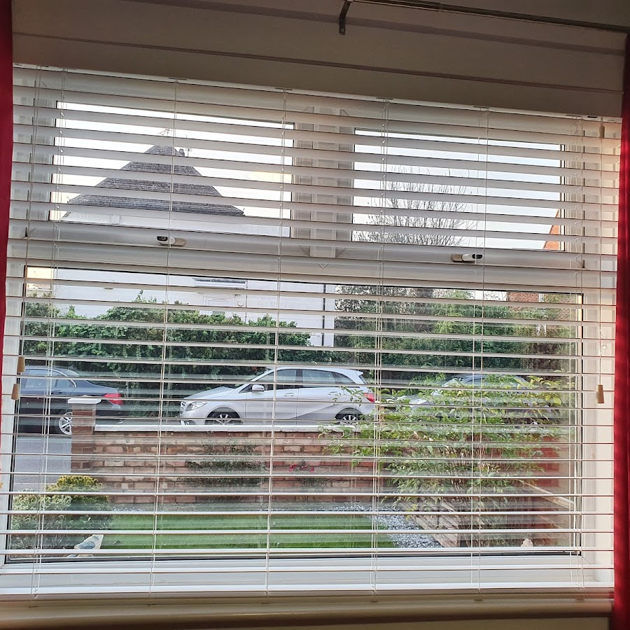 Top Blind Installations Service in Slough