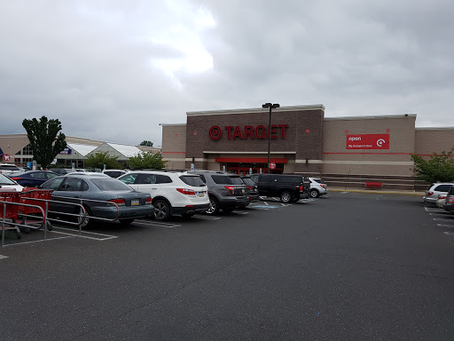 Target, 401 Easton Rd, Warrington, PA 18976, USA, 