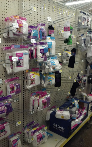 Discount Store «Dollar General Market», reviews and photos, 3430 Taylor Blvd, Louisville, KY 40215, USA