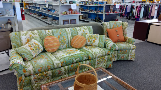 Thrift Store «This-N-That Thrift Store Vancouver Plaza», reviews and photos, 7601 NE Vancouver Plaza Dr, Vancouver, WA 98662, USA