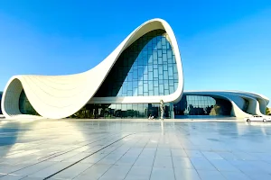 Heydar Aliyev Centre image