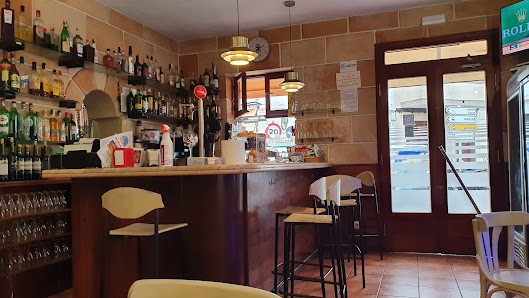 Café Del Foro Carrer de Santiago Ramon y Cajal, 2, 07702 Mahón, Balearic Islands, España