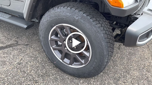 Car Dealer «Elmwood Chrysler Dodge Jeep Ram», reviews and photos, 625 Taunton Ave, East Providence, RI 02914, USA