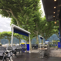 Atmosphère du Restaurant Brasserie Le Skiff à Aix-les-Bains - n°11