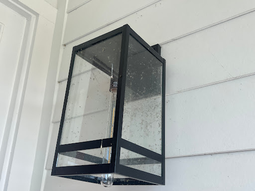 Brooks Pest Control image