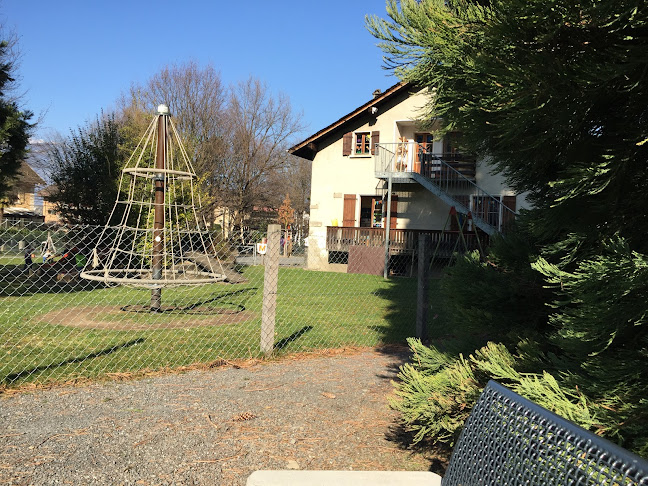 Rezensionen über "La petite Ferme" Jardin d'enfants - Garderie in Monthey - Kindergarten