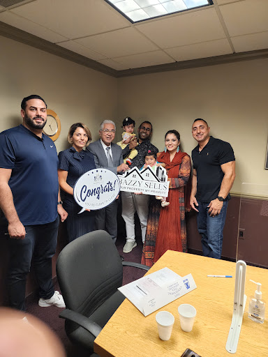 Real Estate Agency «Re/Max Innovation Real Estate Agent Sam Bazzy», reviews and photos, 12869 Eureka Rd, Southgate, MI 48195, USA