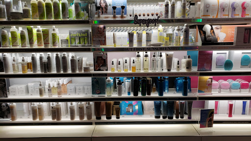 Cosmetics Store «SEPHORA», reviews and photos, 2414 E Sunrise Blvd #2204, Fort Lauderdale, FL 33304, USA