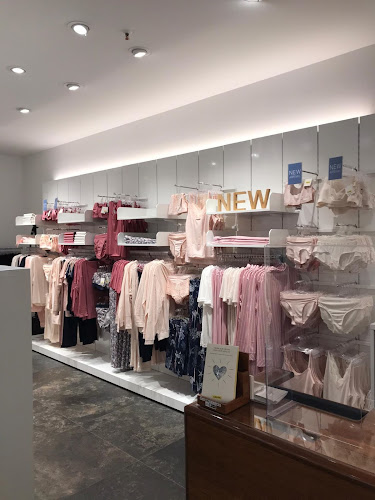 Rezensionen über CALIDA Outlet in Lugano - Kinderbekleidungsgeschäft