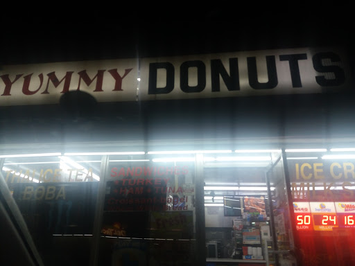 Donut Shop «Yummy Donuts», reviews and photos, 7555 Balboa Blvd, Van Nuys, CA 91406, USA