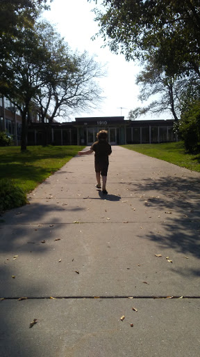 Community Center «Fairview Community Center», reviews and photos, 1910 County B Rd W, Roseville, MN 55113, USA