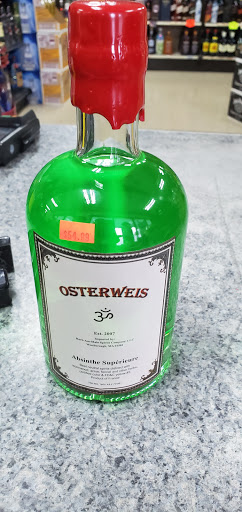 Liquor Store «Wine Vault», reviews and photos, 2 Fairbanks St, Framingham, MA 01701, USA