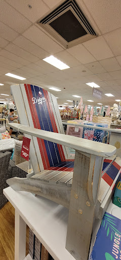 HomeGoods image