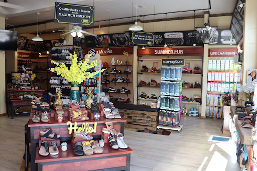 Shoe Store «SHOES-n-FEET», reviews and photos, 2398 Lombard St, San Francisco, CA 94123, USA