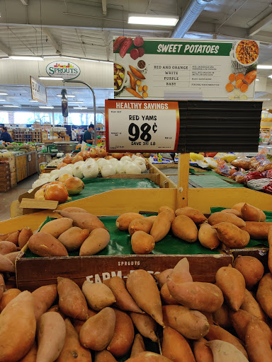 Health Food Store «Sprouts Farmers Market», reviews and photos, 835 W Foothill Blvd, Claremont, CA 91711, USA