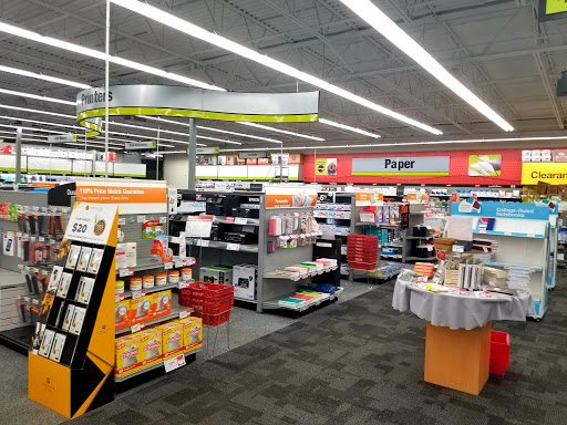 Office Supply Store «Staples», reviews and photos, 654 N West End Blvd, Quakertown, PA 18951, USA