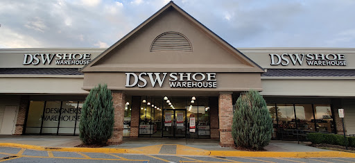 Shoe Store «DSW Designer Shoe Warehouse», reviews and photos, 4741 Ashford Dunwoody Rd, Dunwoody, GA 30338, USA