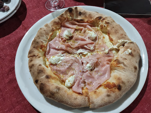 DIVINI SAPORI pizzeria-rosticceria-stuzzicheria in SantAngelo di Brolo, Città Metropolitana di Messina