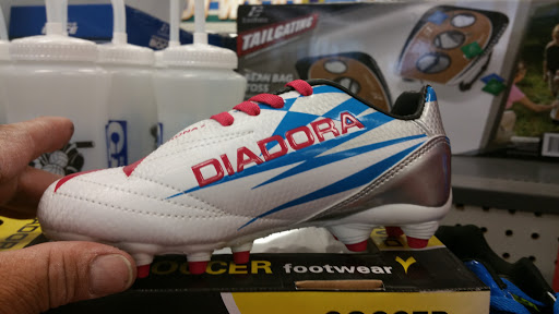 Sporting Goods Store «Big 5 Sporting Goods», reviews and photos, 1401 E 120th Ave, Thornton, CO 80233, USA