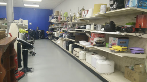 Thrift Store «Goodwill», reviews and photos, 15205 N Holly Rd, Holly, MI 48442, USA