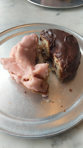 Donut Shop «Johnny Doughnuts», reviews and photos, 1617 4th St, San Rafael, CA 94901, USA