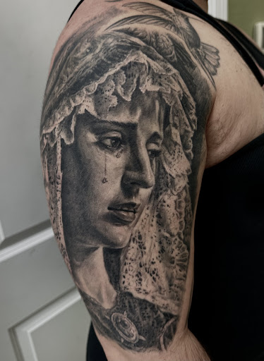 Explore 1985 tattoo ideas, creative tattoo ideas in Sunnyvale, available at Da Wei Tattoo Inc