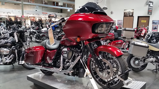 Harley-Davidson Dealer «Santa Clarita Harley-Davidson», reviews and photos, 21130 Centre Pointe Pkwy, Santa Clarita, CA 91350, USA