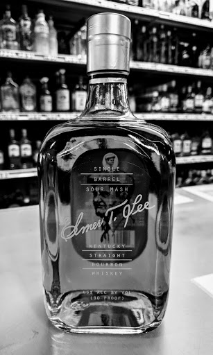 Liquor Store «Red Barn Liquors», reviews and photos, 1731 Us 31W Byp, Bowling Green, KY 42101, USA