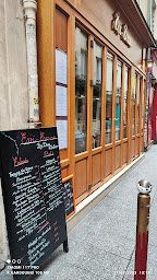 Photo n°2 de Evi Evane à Paris ()