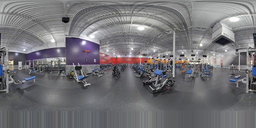 Health Club «Crunch - Richmond Glenside», reviews and photos, 5420 Glenside Dr, Henrico, VA 23228, USA