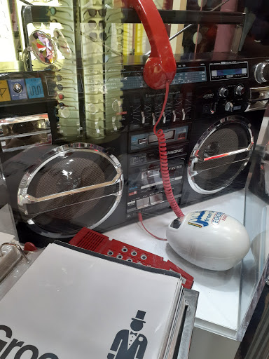 Custom T-shirt Store «Bang-On Custom T-Shirts», reviews and photos, 1160 Euclid Ave NE, Atlanta, GA 30307, USA