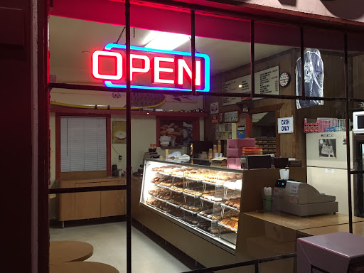 Donut Shop «Leucadia Donut Shoppe», reviews and photos, 1604 N Coast Hwy 101, Encinitas, CA 92024, USA