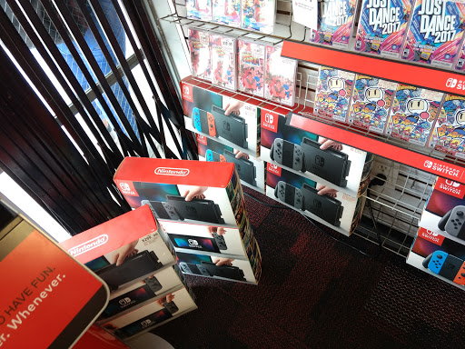 Video Game Store «GameStop», reviews and photos, 9700 Woodman Ave #20A, Arleta, CA 91331, USA