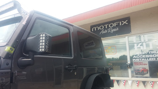 Auto Repair Shop «Motofix Auto and Transmission Repair», reviews and photos, 1044 S Riverside Dr, Clarksville, TN 37040, USA