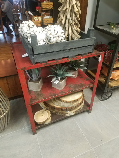 Coffee Shop «The Legendary Grind», reviews and photos, 108 S Main St, Middlebury, IN 46540, USA