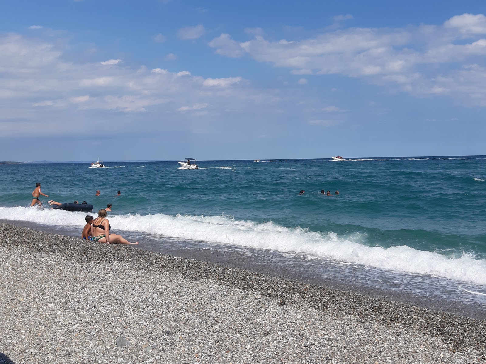 Valokuva Spiaggia Cafaroneista. sisältäen pitkä suora
