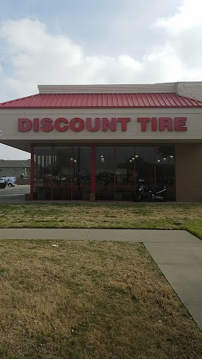 Tire Shop «Discount Tire Store - Plano, TX», reviews and photos, 8700 Ohio Dr, Plano, TX 75024, USA