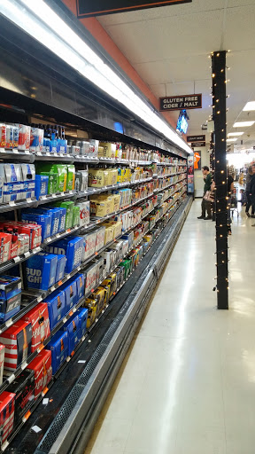 Liquor Store «Applejack Wine & Spirits», reviews and photos, 3320 Youngfield St, Wheat Ridge, CO 80033, USA