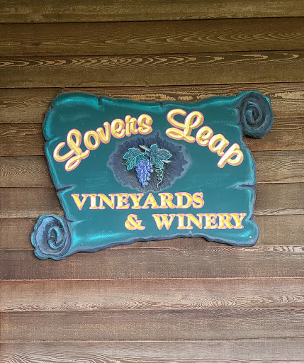 Winery «Lovers Leap Vineyards and Winery», reviews and photos, 1180 Lanes Mill Rd, Lawrenceburg, KY 40342, USA